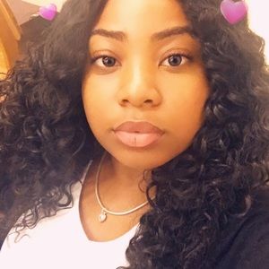Meet your Posher, Jameeka